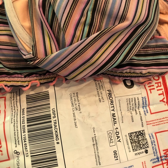 STOLEN THROUGH POSH - Picture 5 of 5